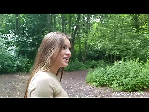 ❤️ Ik stelde Evelina foar dat wy op in iepenbier plak neuke! Se sei ja. Dan ik neukte har yn 'e kont en cum yn har mûle. Doe pikte se harsels. ❌ Moaie porno by wy ❌️❤