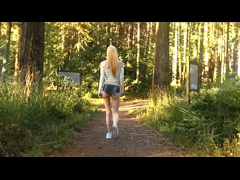 ❤️ Moaie frou beweecht stadich, net neaken video ❌ Moaie porno by wy ❌️❤