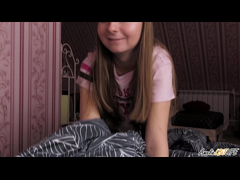 ❤️ Blondie sûget har BFF's djip en krijt cum yn 'e mûle ❌ Moaie porno by wy ❌️❤